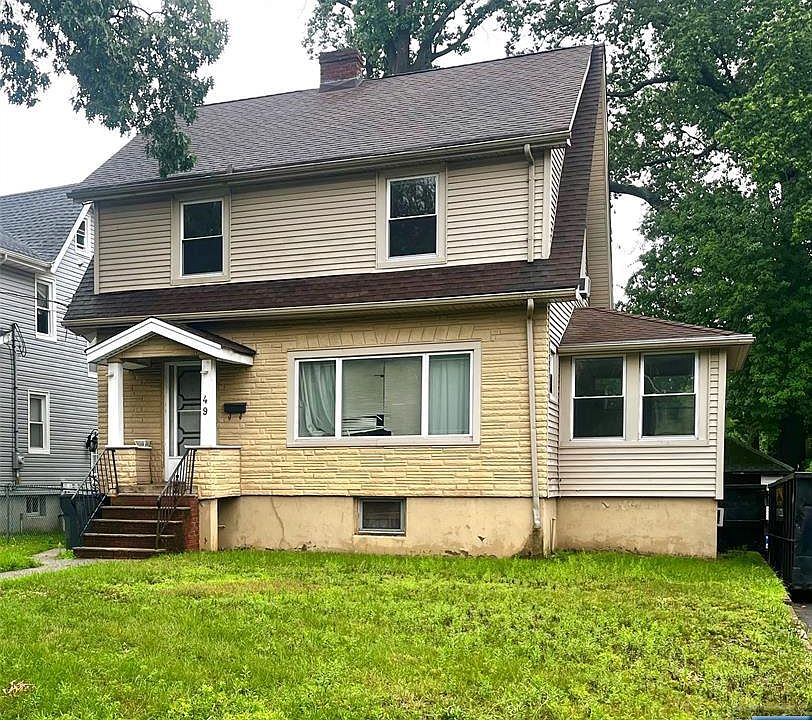 1st image of 49 Oakland St