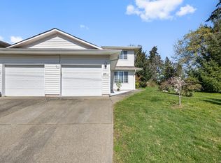 2425 1st St #B, Courtenay, BC V9N 8X9