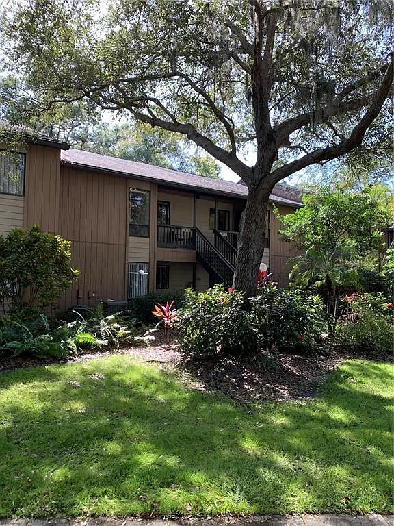 2 bed, 2.0 bath, 1112 sqft, $3,700 — Photo 2