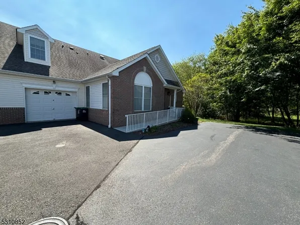 6 Joseph Dr, Raritan Twp., NJ 08822