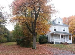 124 Central St, Rockland, MA 02370