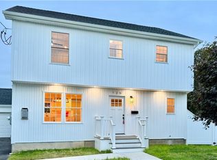 125 Mayflower Pl, Milford, CT 06460