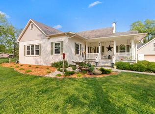 2429 N River Rd, Waterford, WI 53185