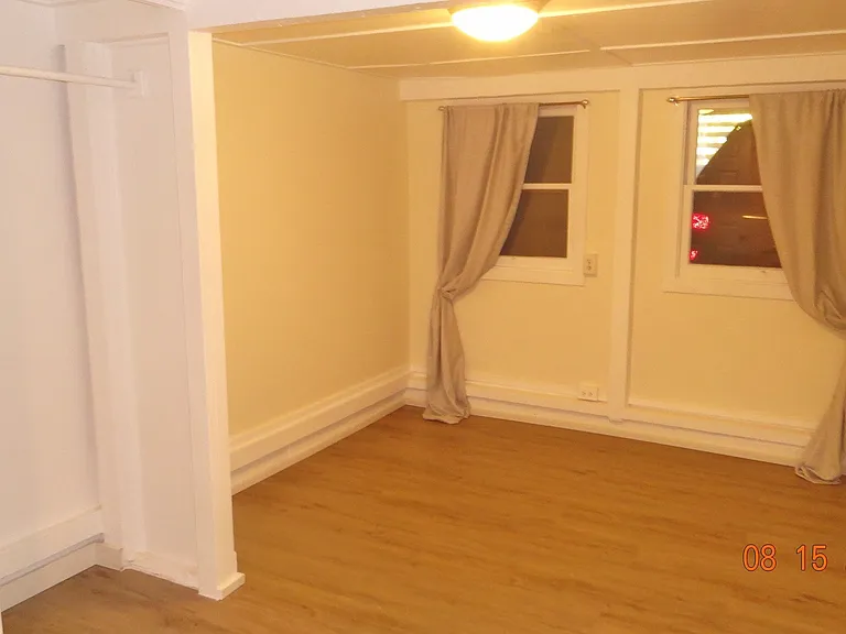 3124 Brokaw St — Photo 7
