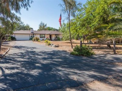1822 Ramsey Ln, Ramona, CA, 92065