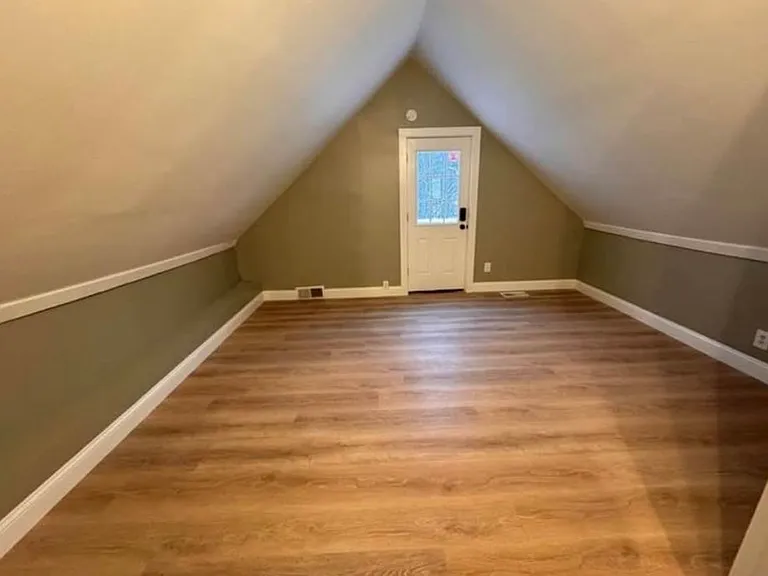 123 E Main St #4 — Photo 12