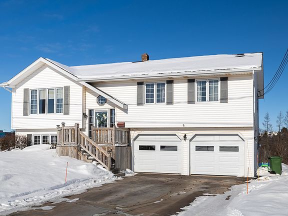 5th image of 26 Doc Blanchard Cres