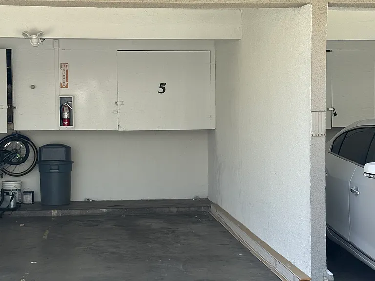 15530 S Budlong Pl #5 — Photo 10