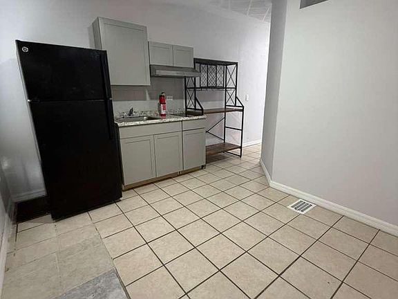 3rd image of 4025 Crofford Ave #3