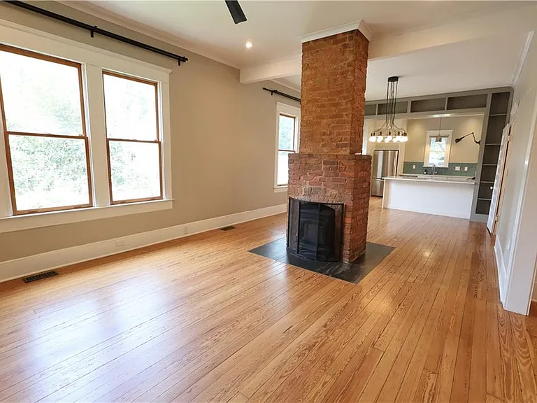405 Oakdale Rd NE — Photo 7