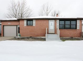 100 Castlewood Dr, Cheektowaga, NY 14227