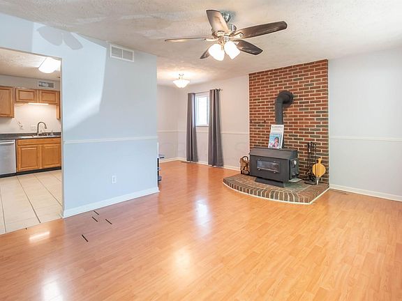 4th image of 5212 Heritage Ln