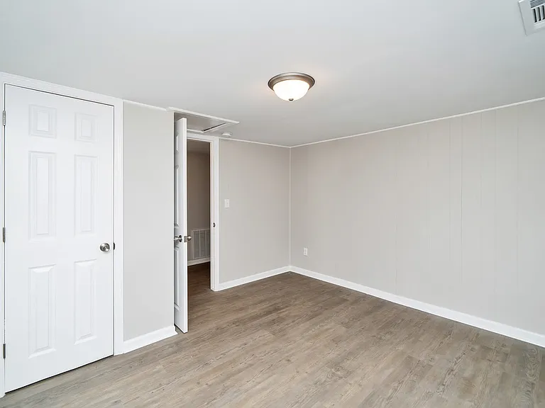 6016 New Castle Rd — Photo 19