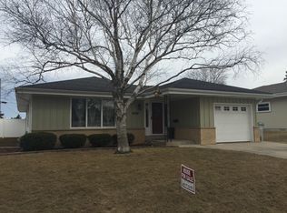 4986 S 25th St, Milwaukee, WI 53221