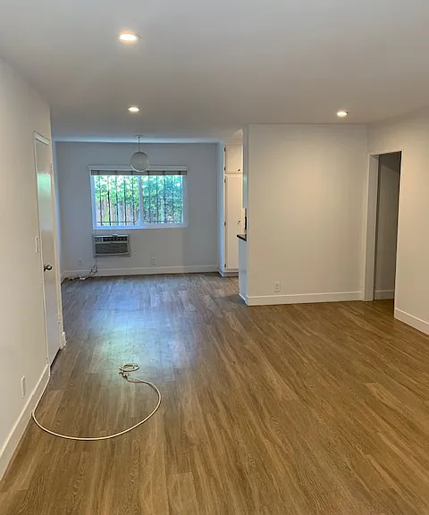 3621 McLaughlin Ave — Photo 7