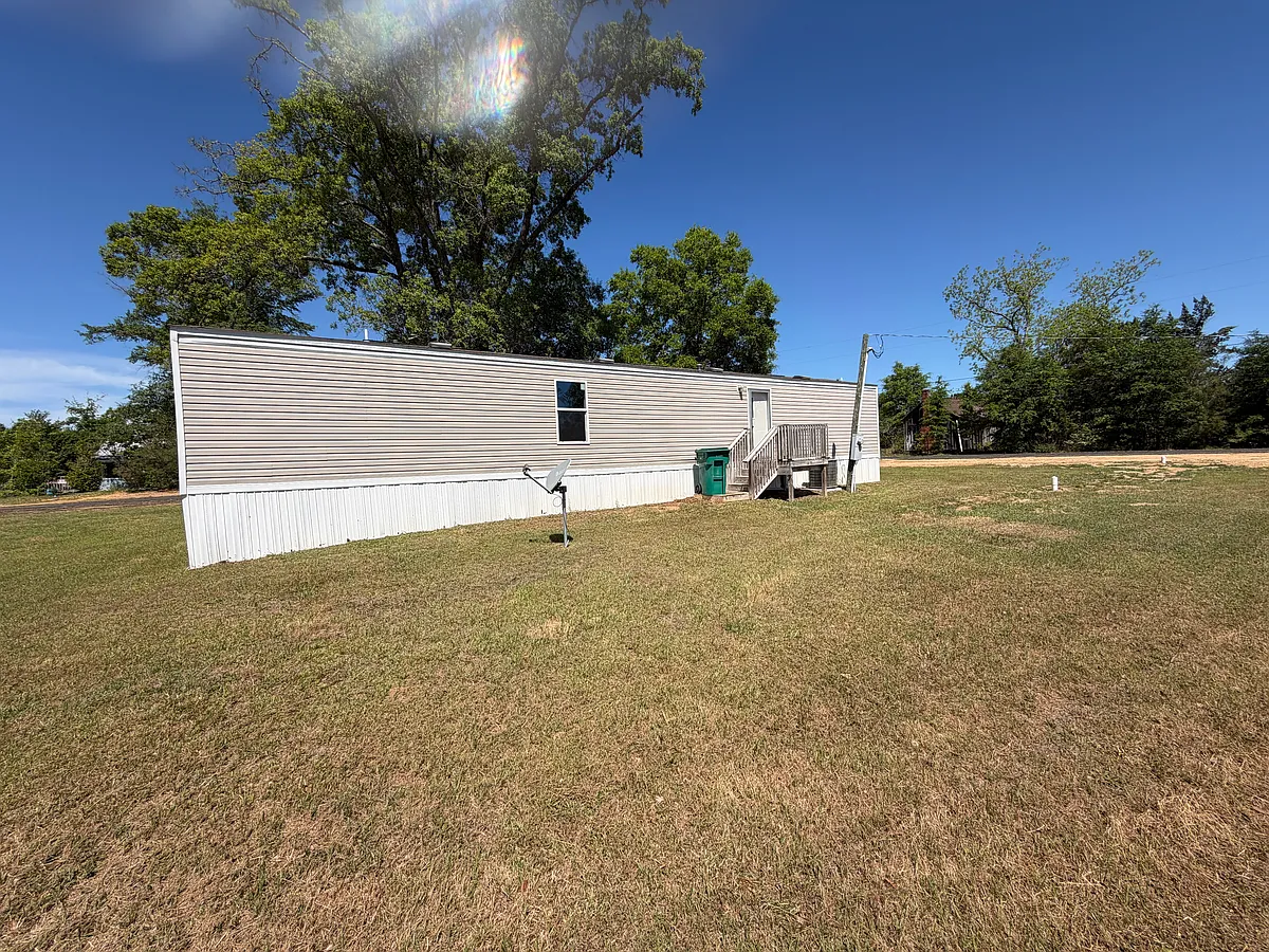 Building Photo - 1790 Carolina St