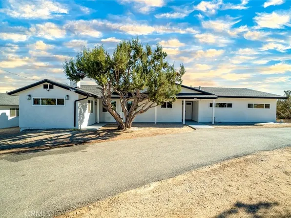 7587 3rd Ave, Hesperia, CA 92345