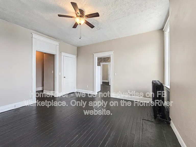 2335 May St #4F — Photo 11