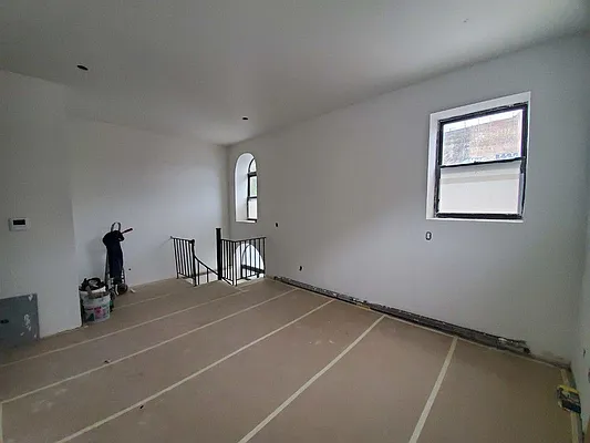 Rented by Kleier Residential | media 11