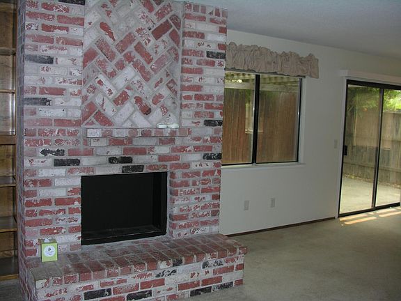5th image of 2412 Elmwood Ct