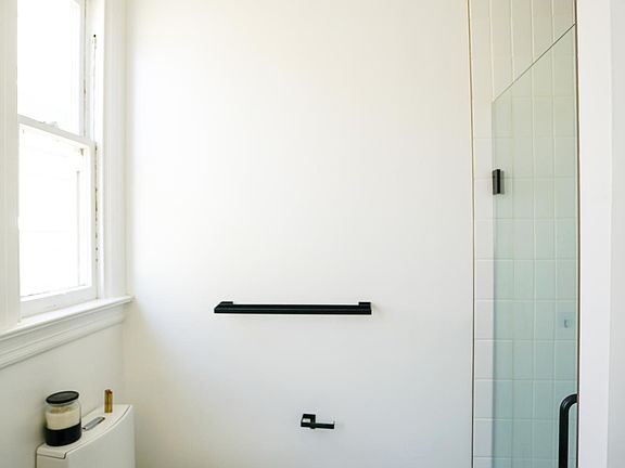 3rd image of 3201 24th St