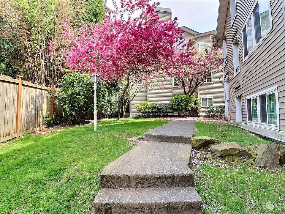 1st image of 9826 NE 122nd Street #T102