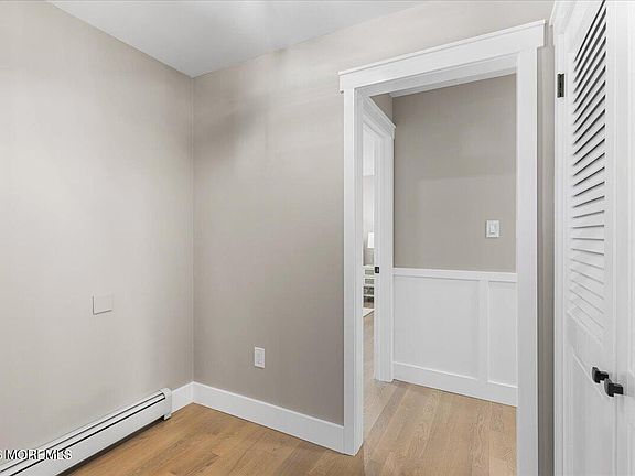 5th image of 1078 Treasure Avenue
