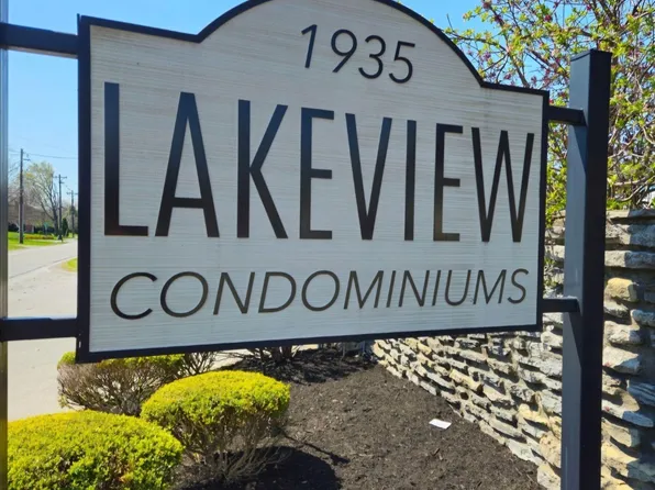 1935 Gardiner Ln APT F84, Louisville, KY 40205