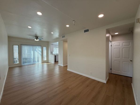 11035 Moorpark St APT 101