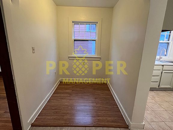 5th image of 121 Marson Dr