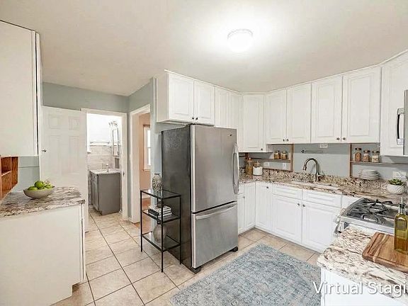 5th image of 513 E Highland Ave
