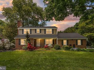 7 Hollingsworth Dr, Wilmington, DE 19807