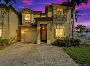 7001 NW 114th Ct, Doral, FL 33178