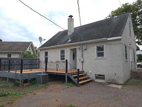 2nd image of 1715 Race St