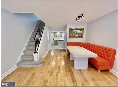 209 Daly St Photo 1