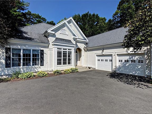 2nd image of 17 Worthington Dr
