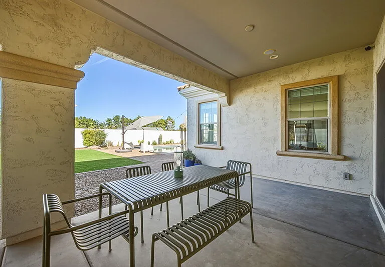 3930 E Iris Dr — Photo 26