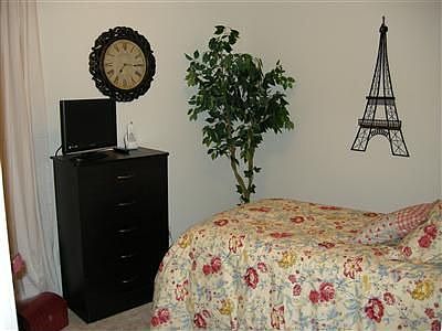 4th image of 7596 N McCaffrey Ave