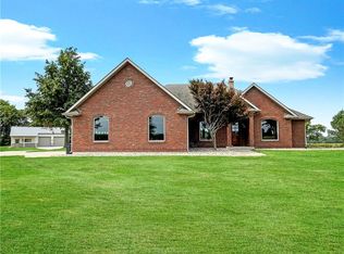 11757 Plumb Bob Trl, Higginsville, MO 64037