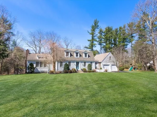 28 Christina Ct, Duxbury, MA 02332