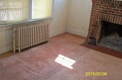 2nd image of 911 W 27th St