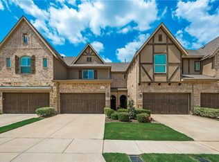 1625 Brook Grove Dr, Euless, TX 76039