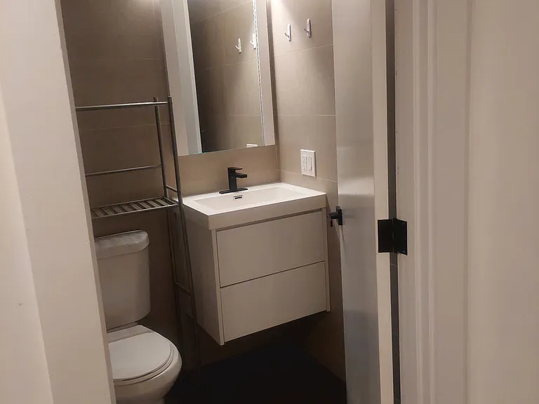 26 Park Pl #4 — Photo 15