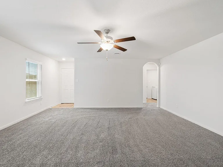 8410 Bermuda Blue Rd — Photo 6