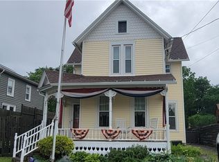 323 Church St, Lockport, NY 14094