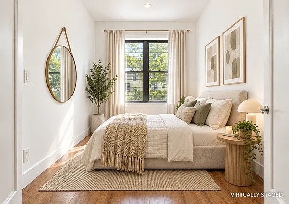 Bedroom, photo 2