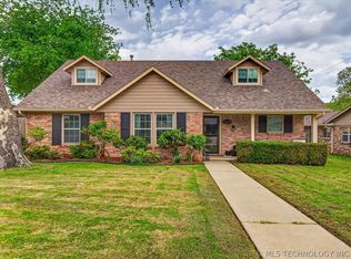 1242 May Ln, Bartlesville, OK 74006