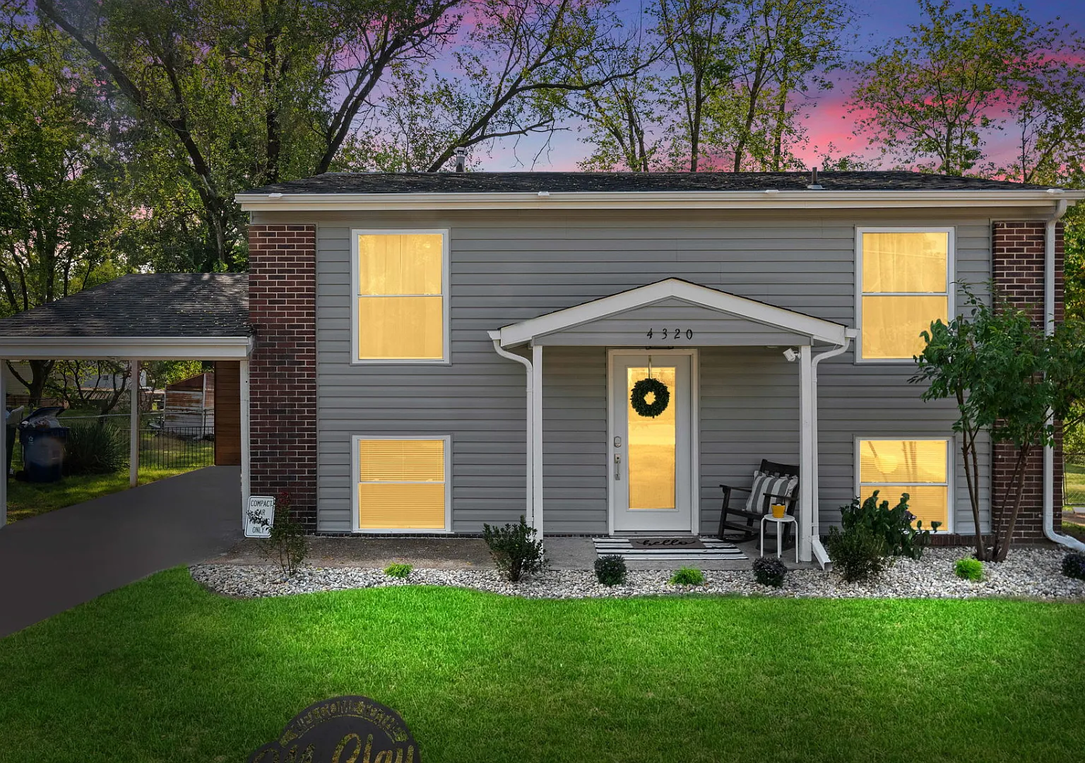 4 bed, 1.5 bath, 1120 sqft, $4,200 — Photo 1