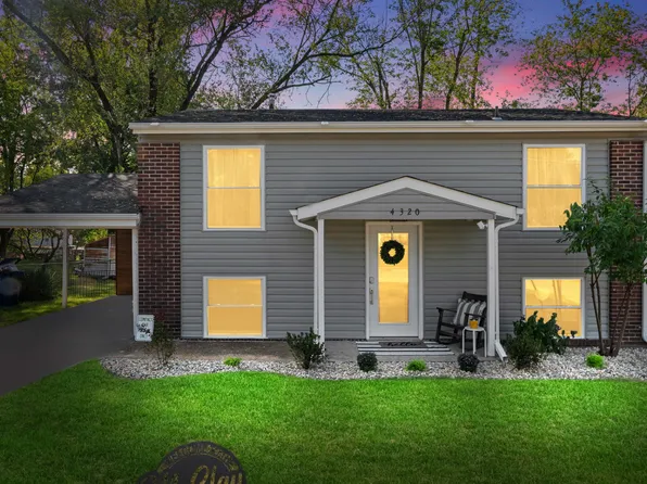 4320 McClay Rd, Saint Charles, MO 63304