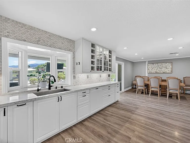 2897 Cape Dr — Photo 10